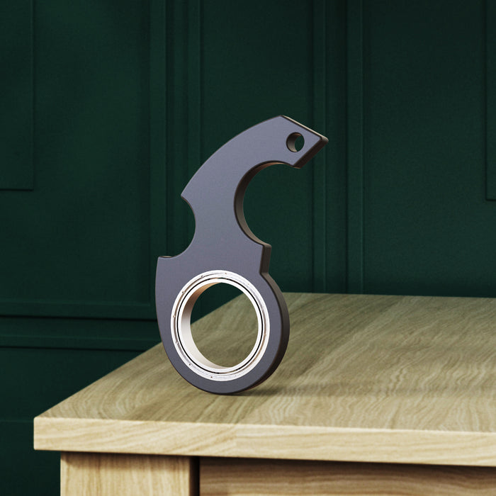 Harwelton Fidget spinner keyring with bottle opener