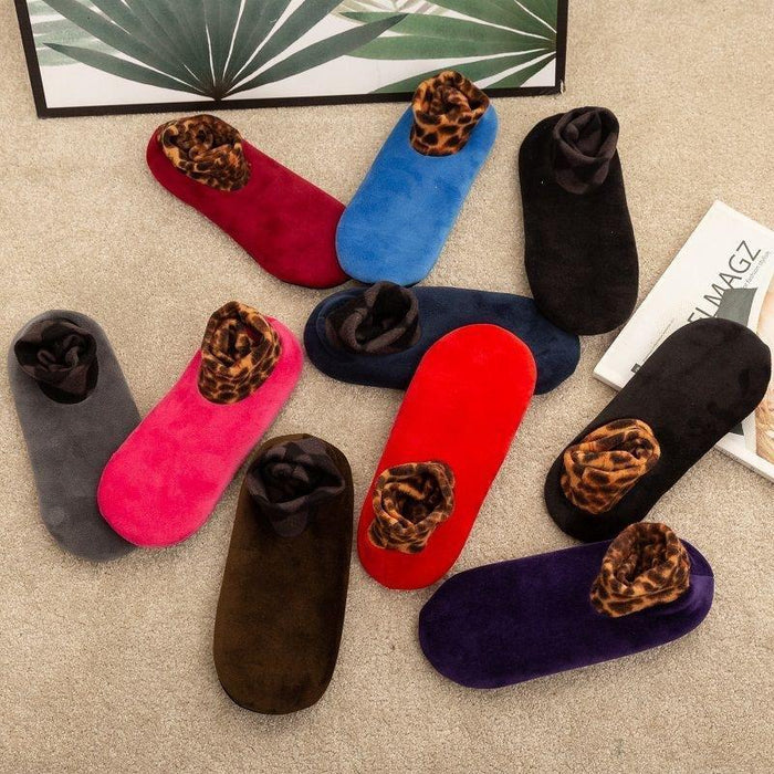 Harwelton™ Non-Slip Cotton Grip Socks with Silicone Sole