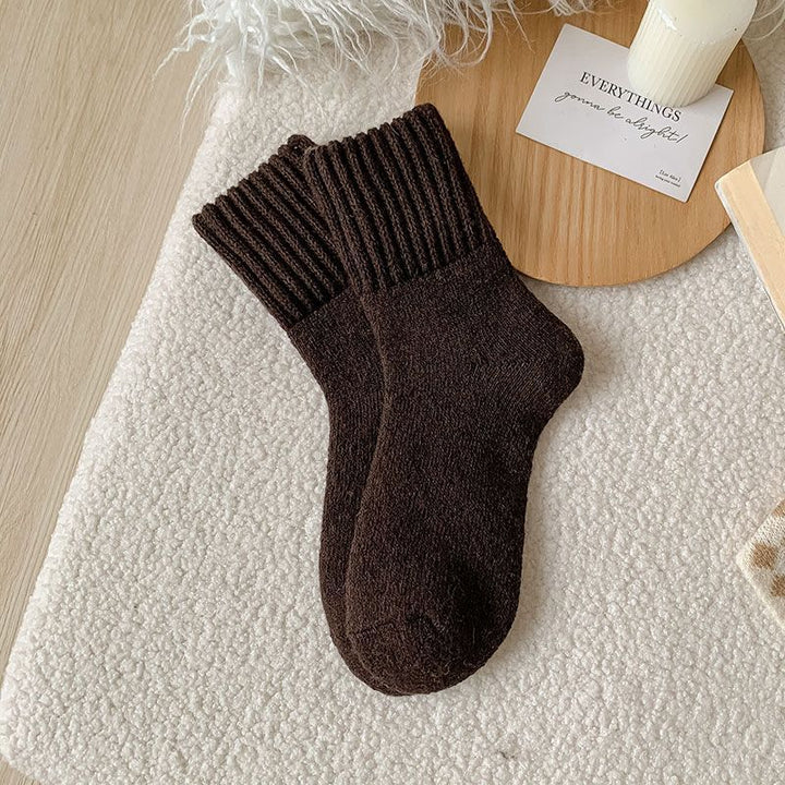 Thick terry plush winter socks in beige