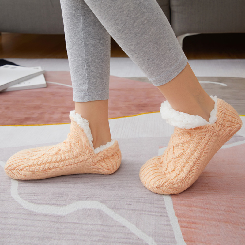 Knitted Fleece-Lined Slipper Socks with Silicone Grips
