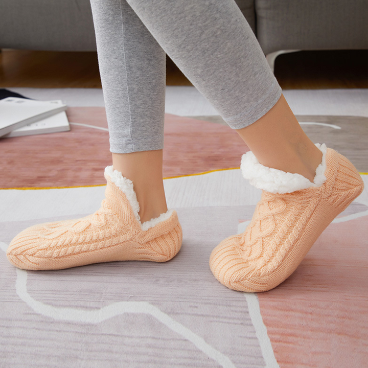 Knitted Fleece-Lined Slipper Socks with Silicone Grips