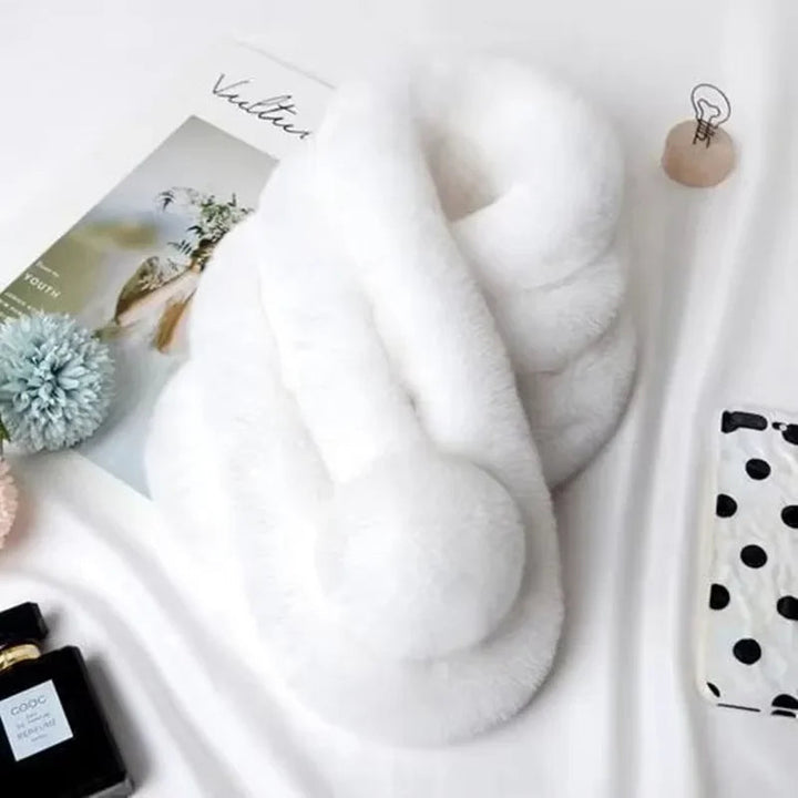 Plush Faux Fur Loop Scarf – Soft, Snug Neck Warmer