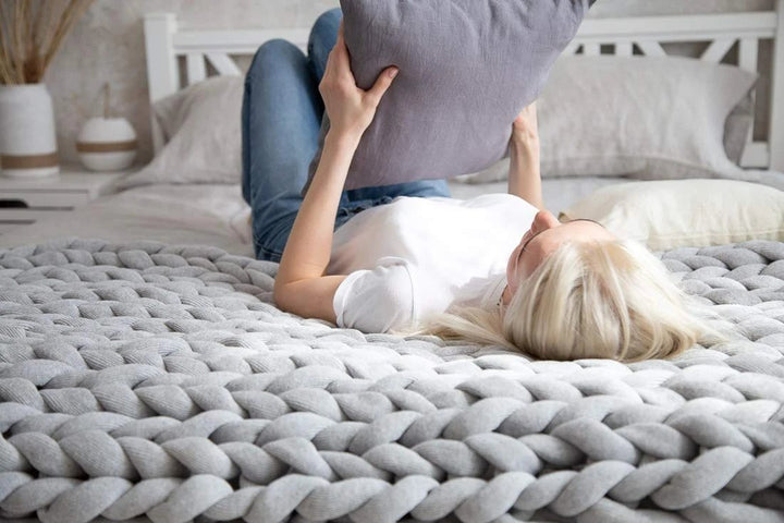 Chunky Knit Blanket, Super Thick and Cloud-Soft