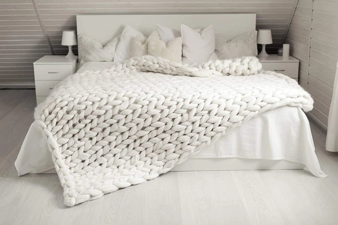 Chunky Knit Blanket, Super Thick and Cloud-Soft
