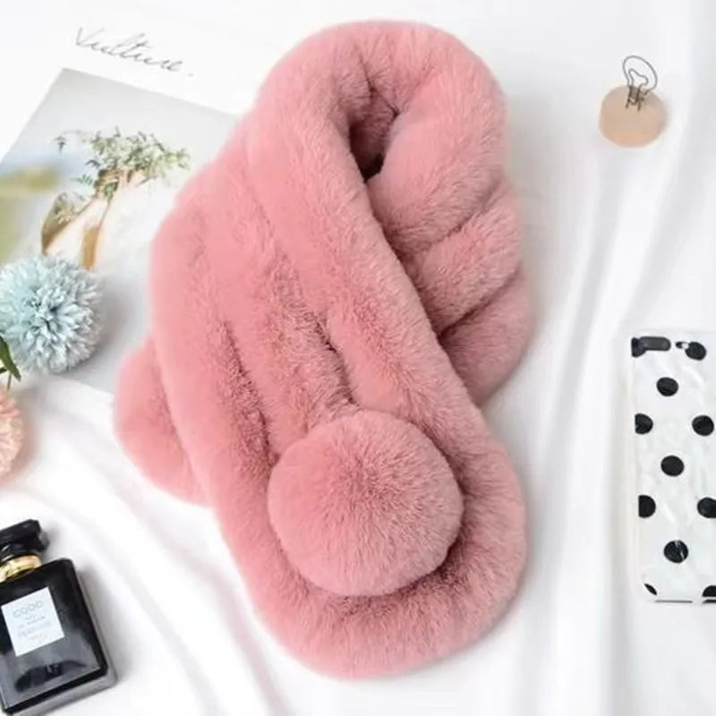 Plush Faux Fur Loop Scarf – Soft, Snug Neck Warmer