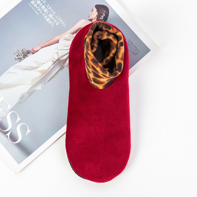 Non-Slip Grip Socks with Silicone Sole for Men and Women