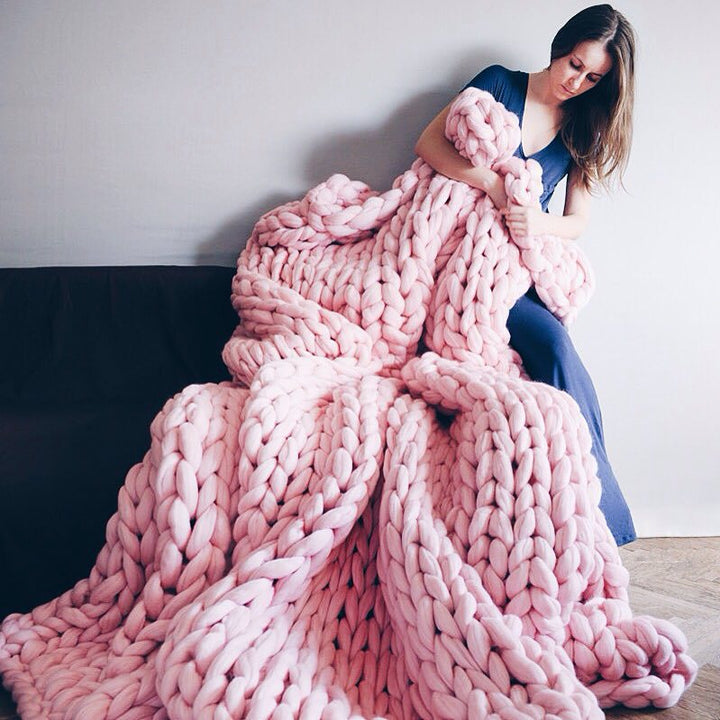 Chunky Knit Blanket, Super Thick and Cloud-Soft