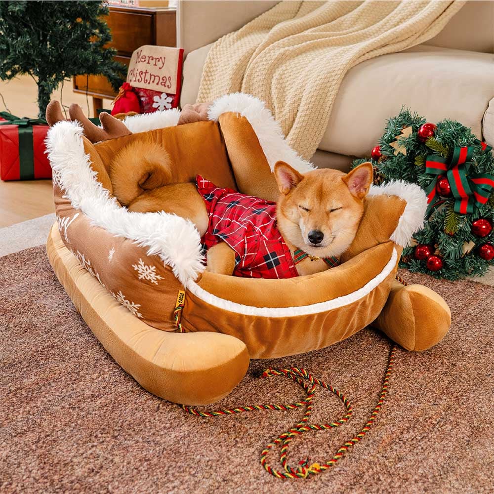Sleigh-Shaped Dog Bed with Plush Faux Fur for Cosy Winters