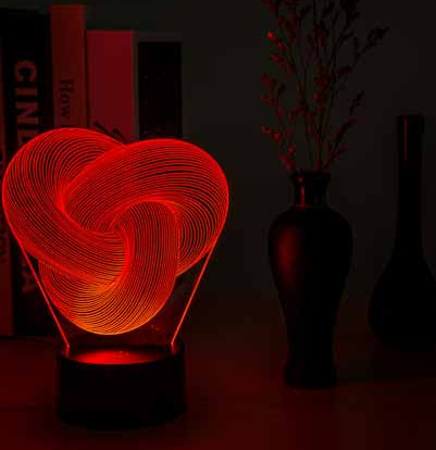 Glowing twisted knot illusion lamp