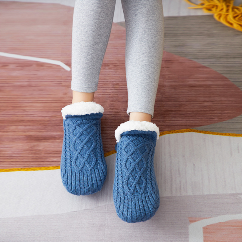 Knitted Fleece-Lined Slipper Socks with Silicone Grips
