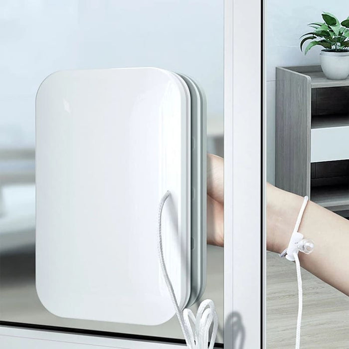 Harwelton™ Double-Sided Magnetic Window Cleaner with Safety Cord