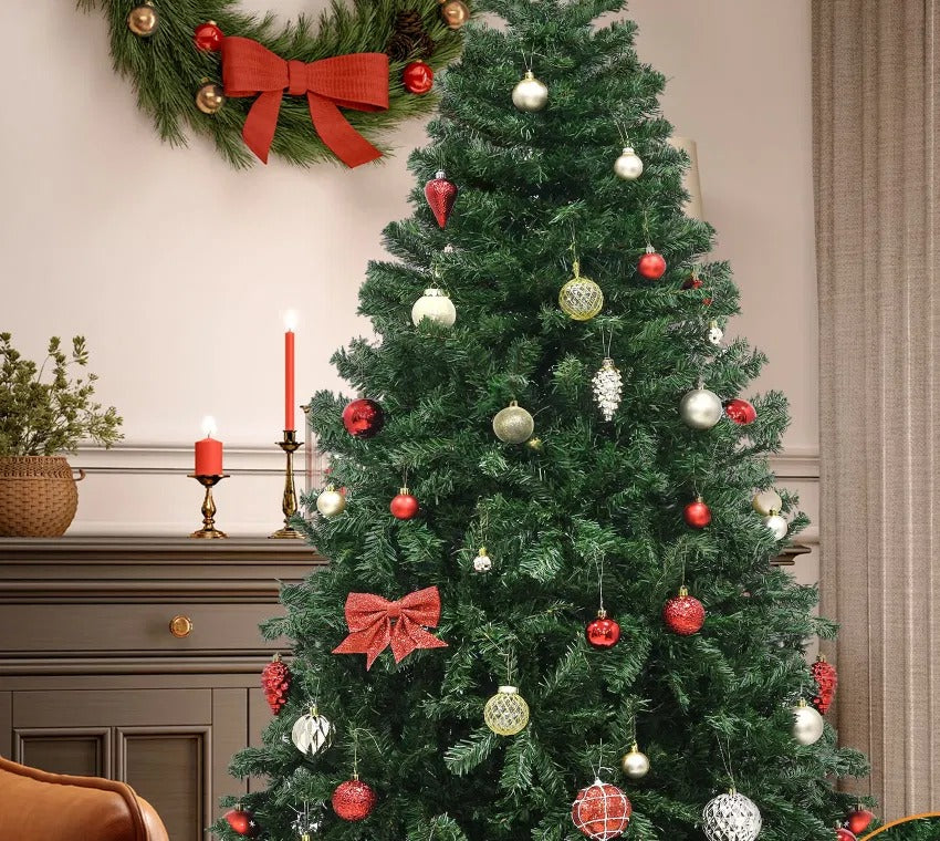 Full green spruce tree, 7.5ft, unlit