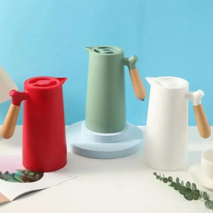 750ml Stainless Steel Flask Keeps Drinks Hot for 12 Hours