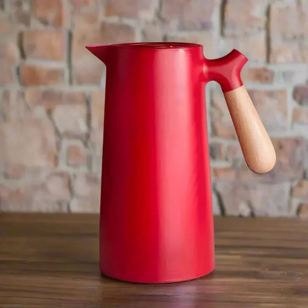 750ml Stainless Steel Flask Keeps Drinks Hot for 12 Hours