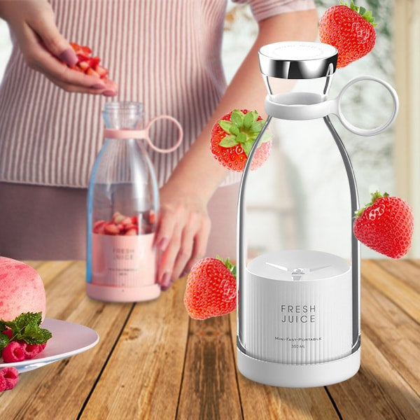 Portable Cordless Juice Blender for Smoothies on the Go