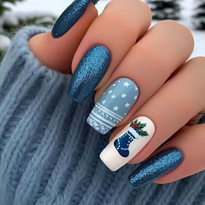 Harwelton™ Reusable Winter Press-On Nails with Snowy Designs
