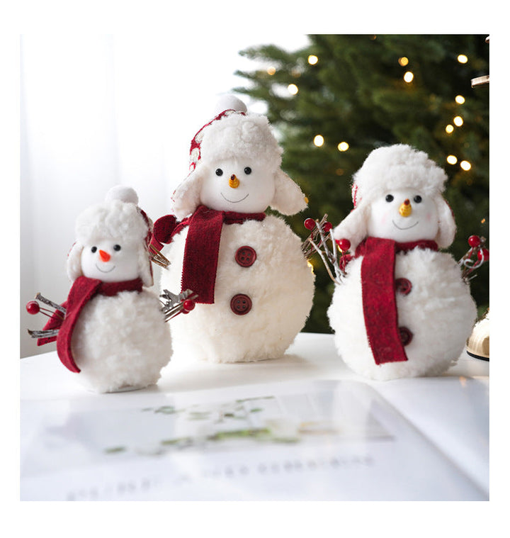 Plush Knitted Snowman Ornament with Handcrafted Charm