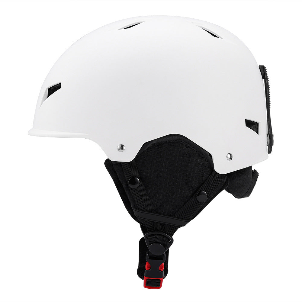 Full-Coverage Ski Helmet with Goggle Fit and Soft Padding