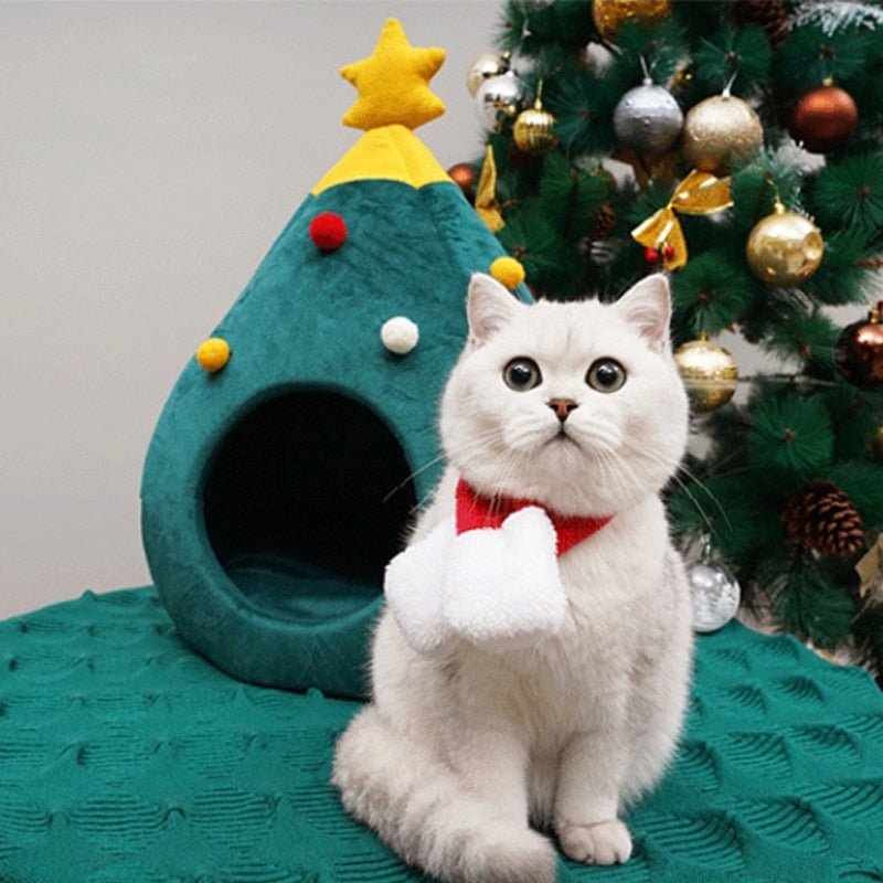 Christmas Tree Cat Bed with Cosy Enclosed Plush Interior