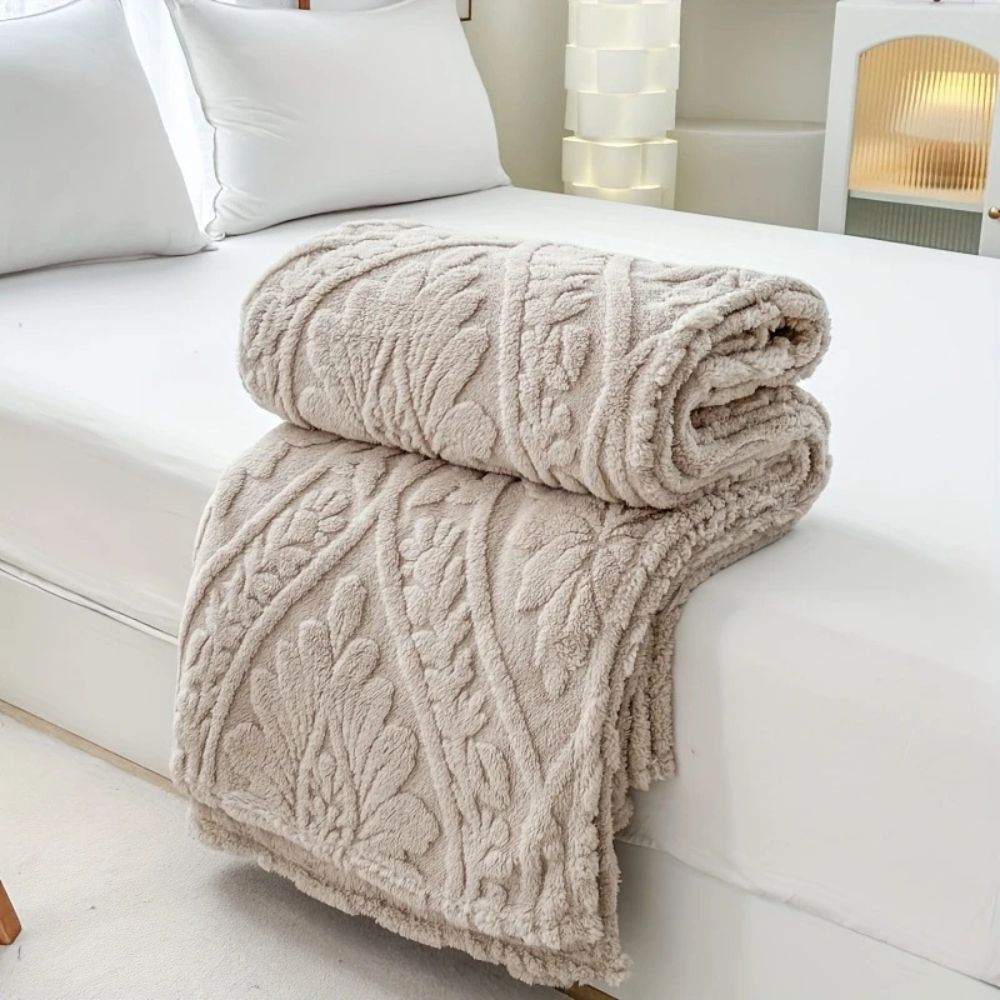 Geometric Jacquard Fleece Throw in a French-Inspired Weave
