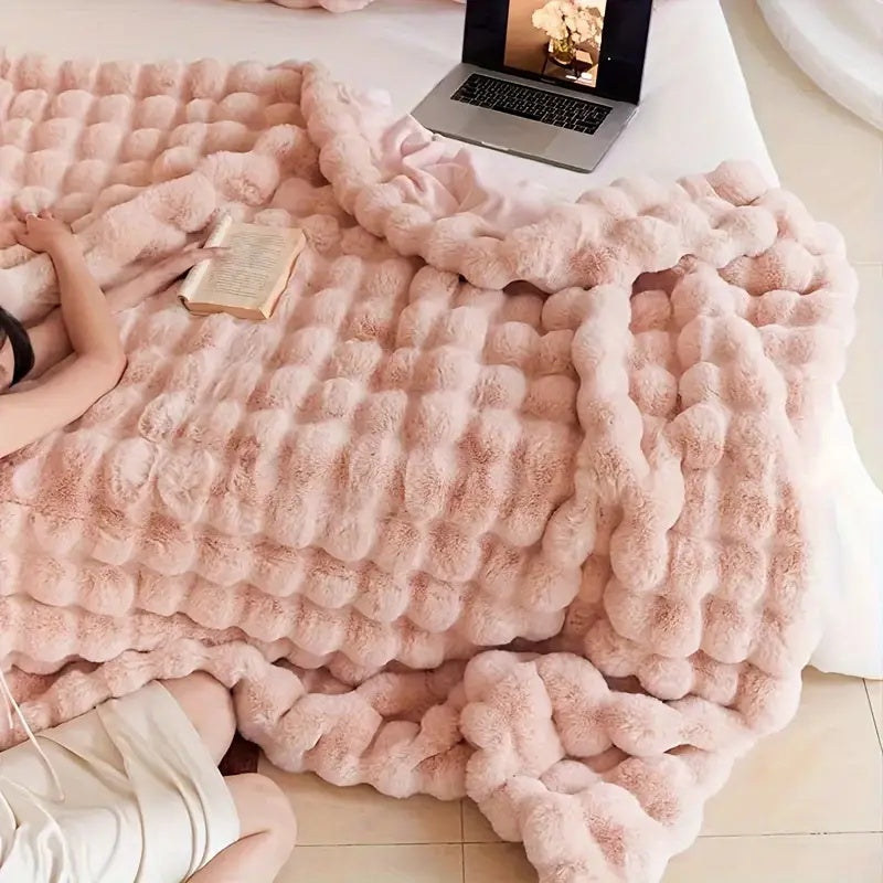 Dual-Layer Faux Fur Throw with Cloud-Soft Plush Feel