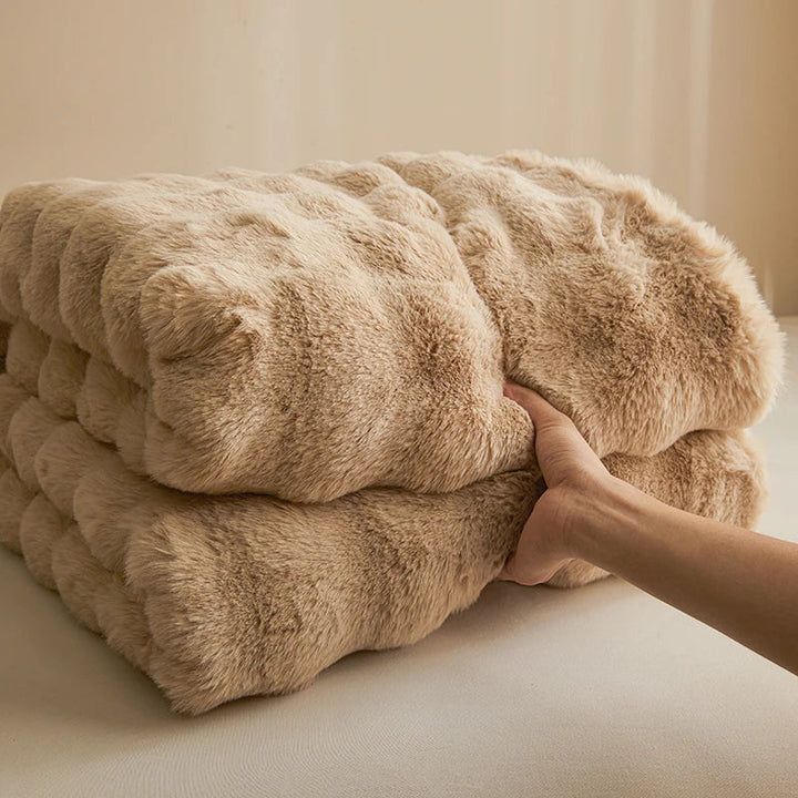 Ultra-Soft Faux Fur Throw with a Silky Plush Feel