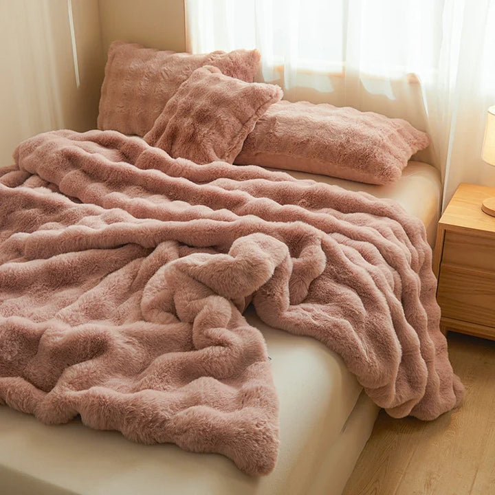 Ultra-Soft Faux Fur Throw with a Silky Plush Feel