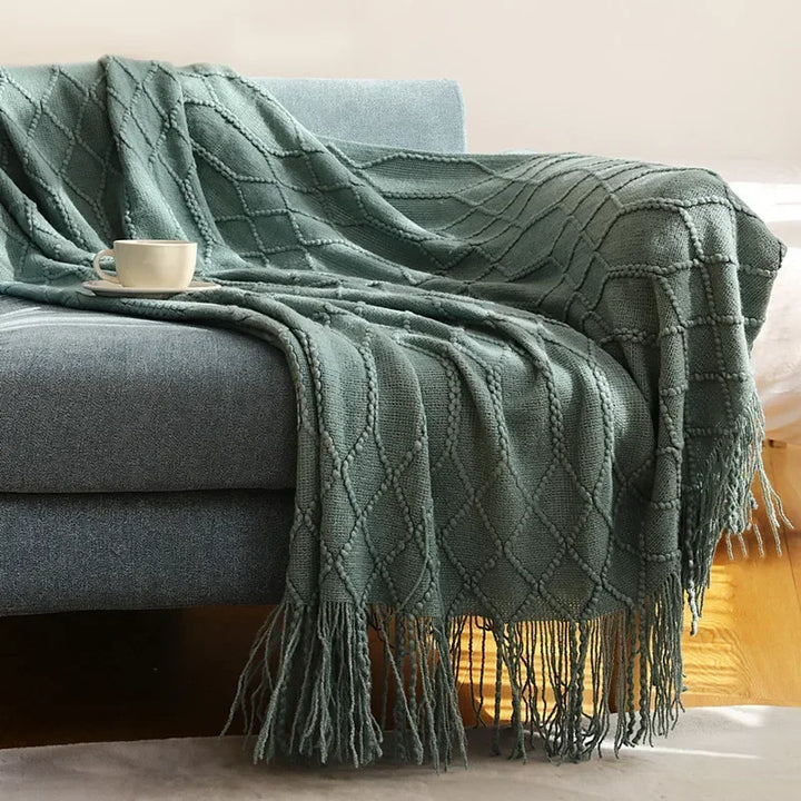 Nordic Chunky Knit Throw in Soft Faux Cashmere