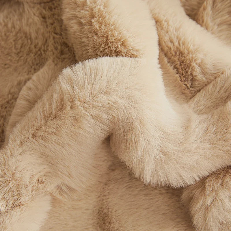 Ultra-Soft Faux Fur Throw with a Silky Plush Feel