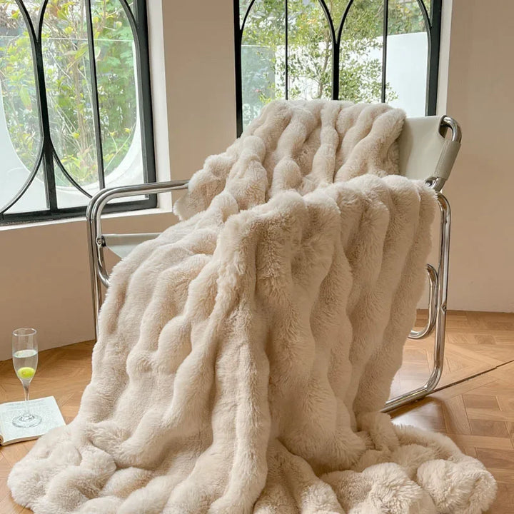 Reversible Cozy Throw Blanket Textured Home Accent for All Seasons
