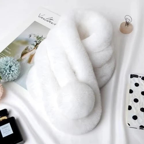 Plush Faux Fur Loop Scarf – Soft, Snug Neck Warmer