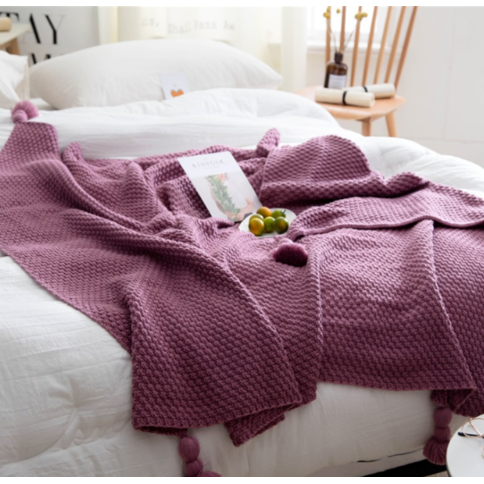 Chunky Waffle Knit Throw with Pom-Pom Tassels