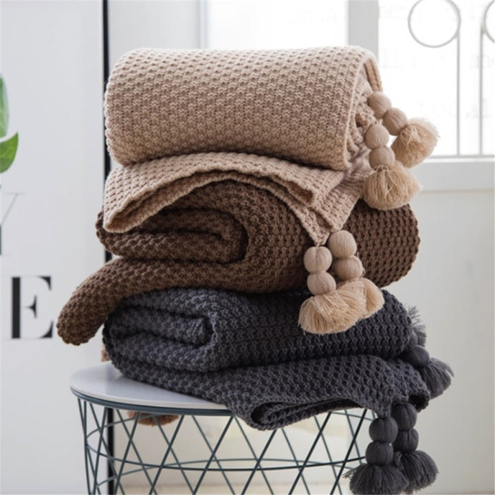Chunky Waffle Knit Throw with Pom-Pom Tassels