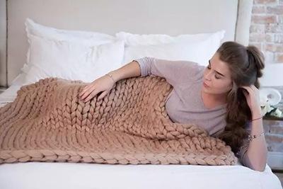 Chunky Knit Blanket, Super Thick and Cloud-Soft