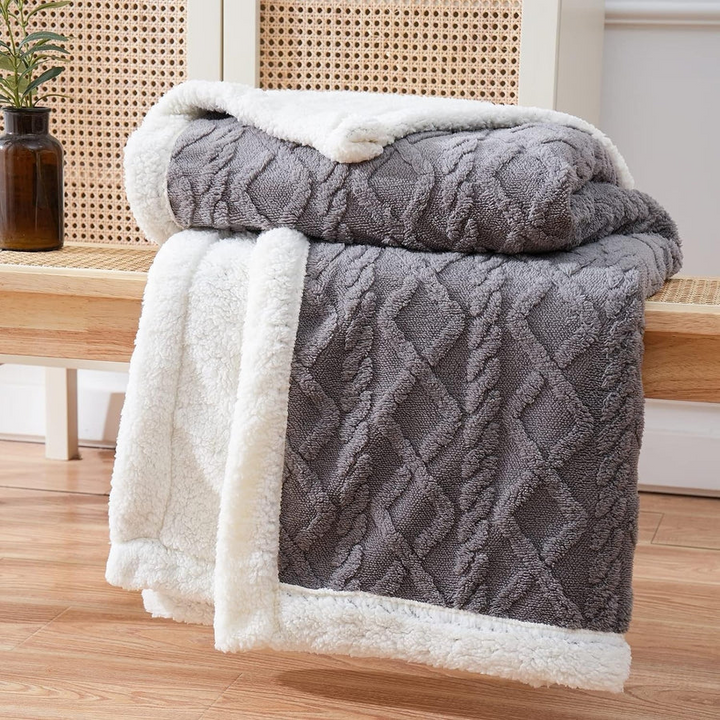 Tufted Sherpa Fleece Blanket with a Cloud-Soft Feel