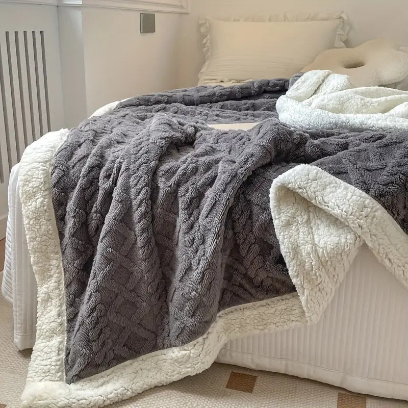 Tufted Sherpa Fleece Blanket with a Cloud-Soft Feel
