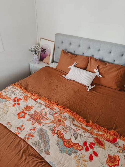 Beautiful blanket that ties my whole room together!