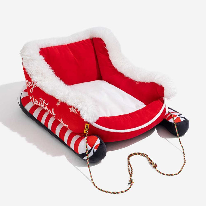 Sleigh-Shaped Dog Bed with Plush Faux Fur for Cosy Winters
