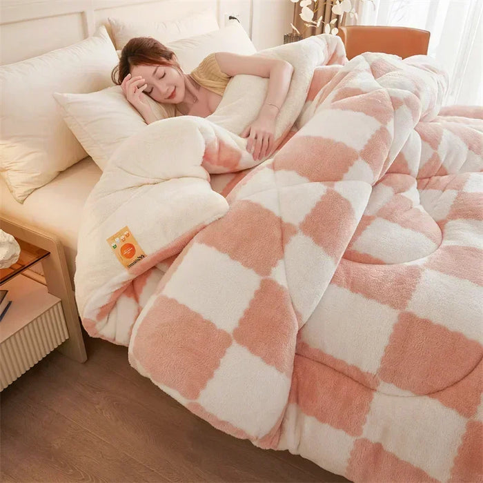 Harwelton™ Quilted Weighted Blanket with Classic Tartan-Style Check