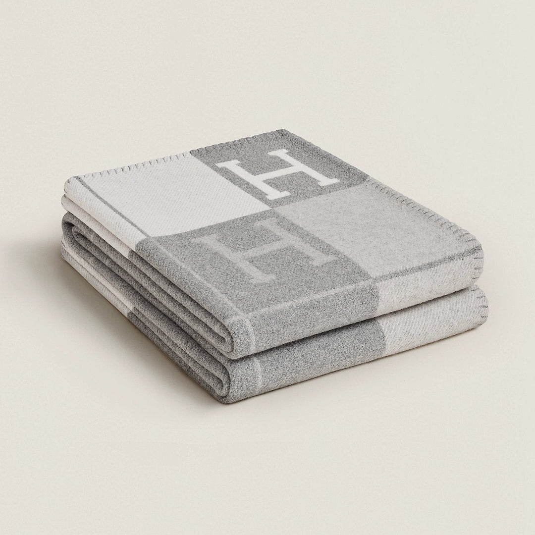 Cotton Sofa Throw 140 x 170 cm for Cosy Evenings
