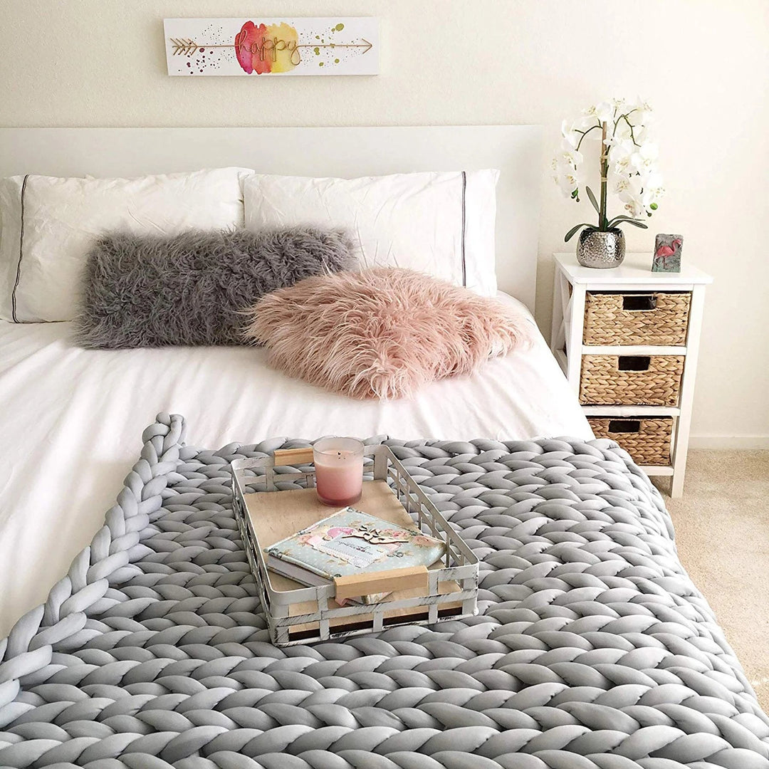 Chunky Knit Blanket, Super Thick and Cloud-Soft