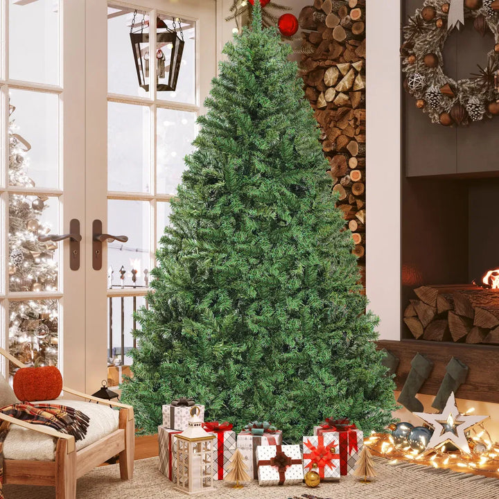 Full green spruce tree, 7.5ft, unlit
