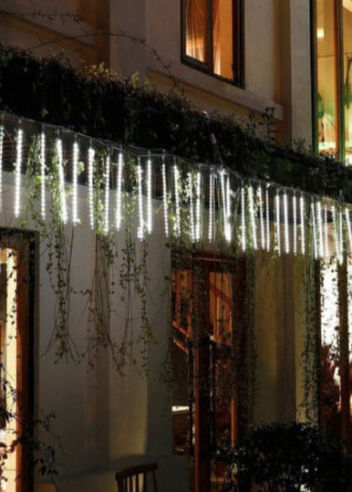 LED Icicle Lights with Falling Snow Effect, 8 Tubes