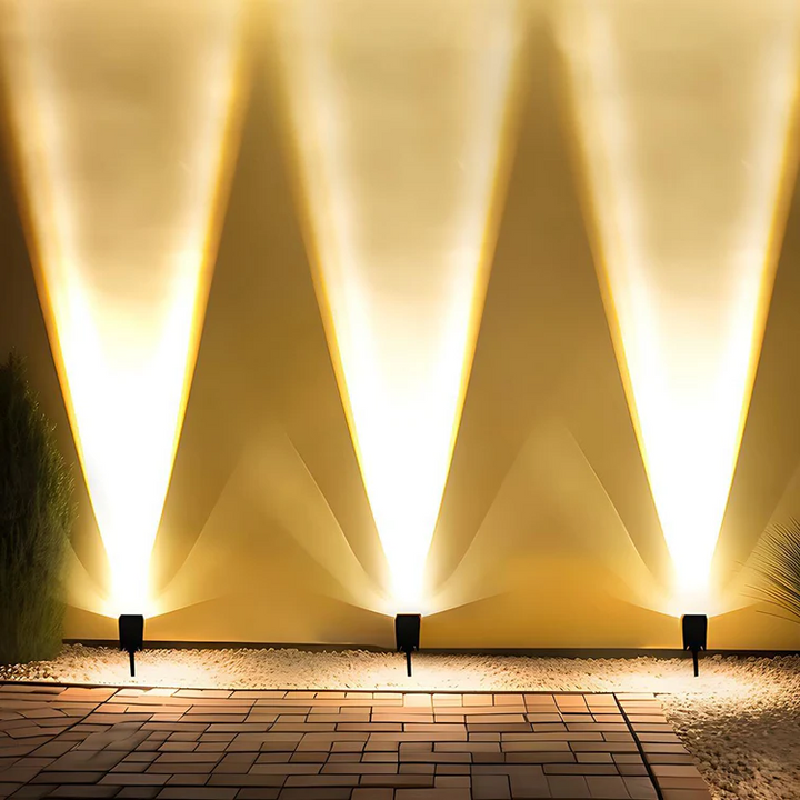 Harwelton™ Solar LED Garden Spotlight with Zoom Lens and RGB Light
