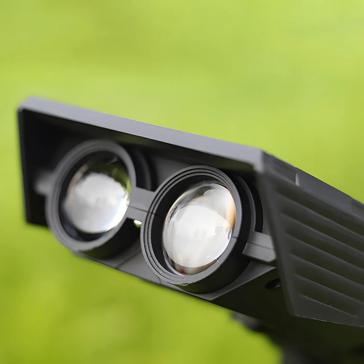 Harwelton™ Solar LED Garden Spotlight with Zoom Lens and RGB Light