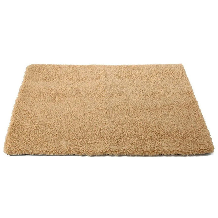 Self-Warming Pet Blanket for Cats and Dogs, No Power Needed