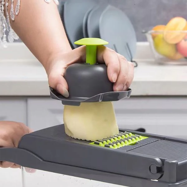 Multifunctional Vegetable Slicer and Grater with Steel Blades