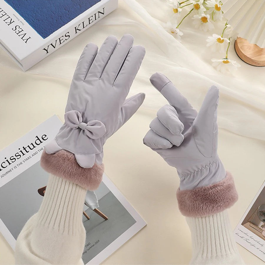 Harwelton™ Elegant Women&