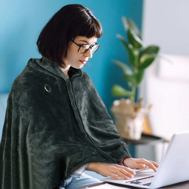 Harwelton™ Wearable USB Heated Blanket with Zip &amp; Fleece Wrap